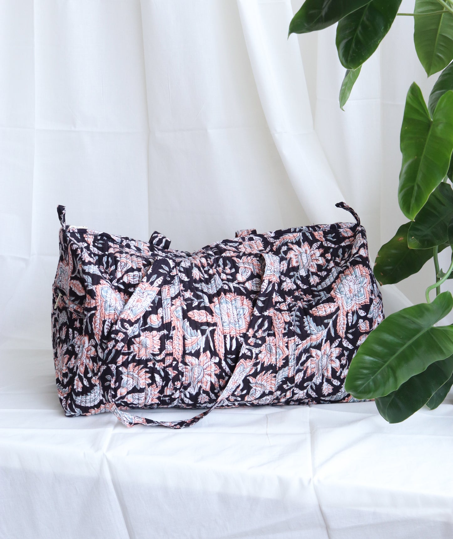 Floral Duffle Bag - Blackcurrant