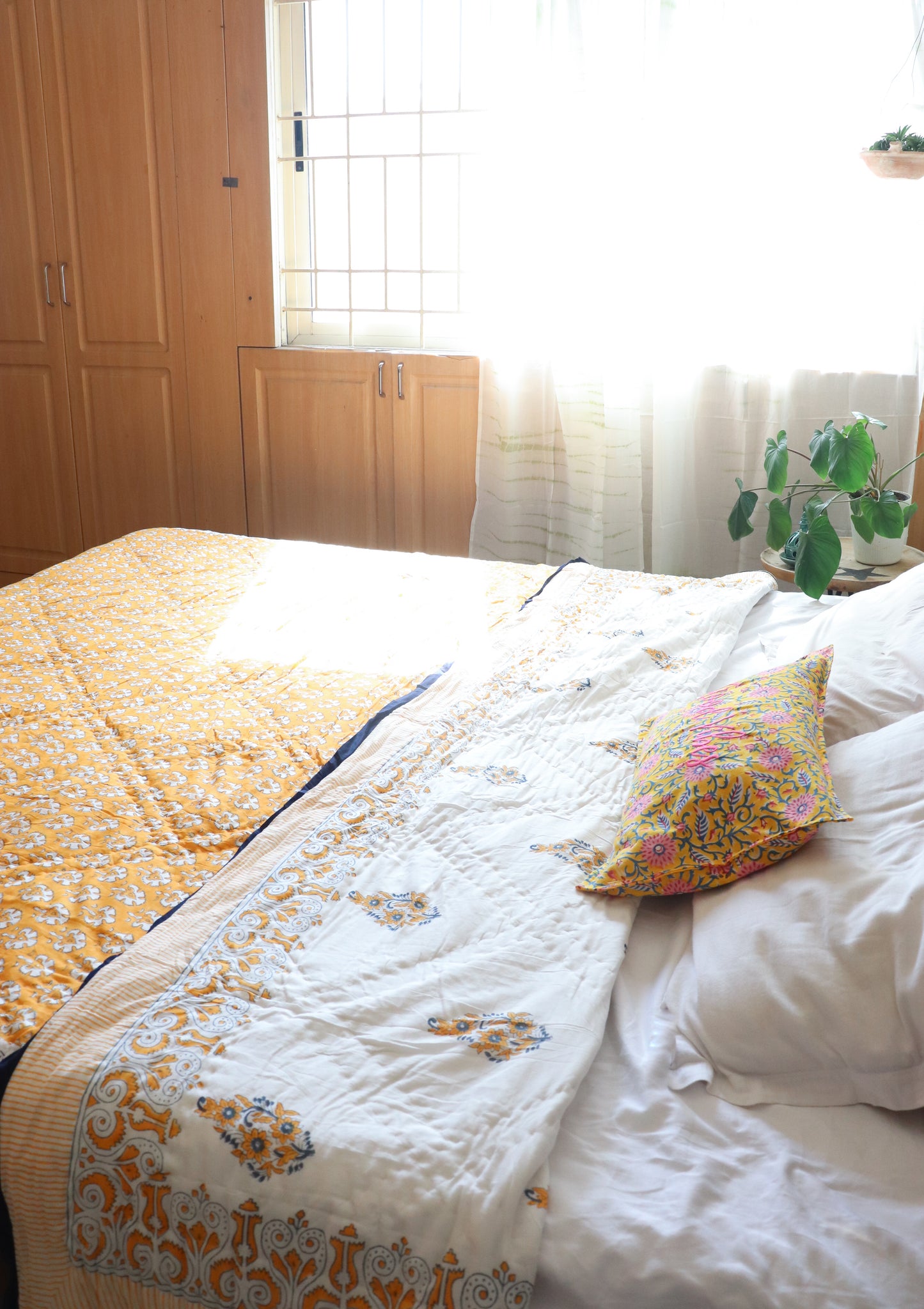 Marigold Cotton Comforter (Queen)