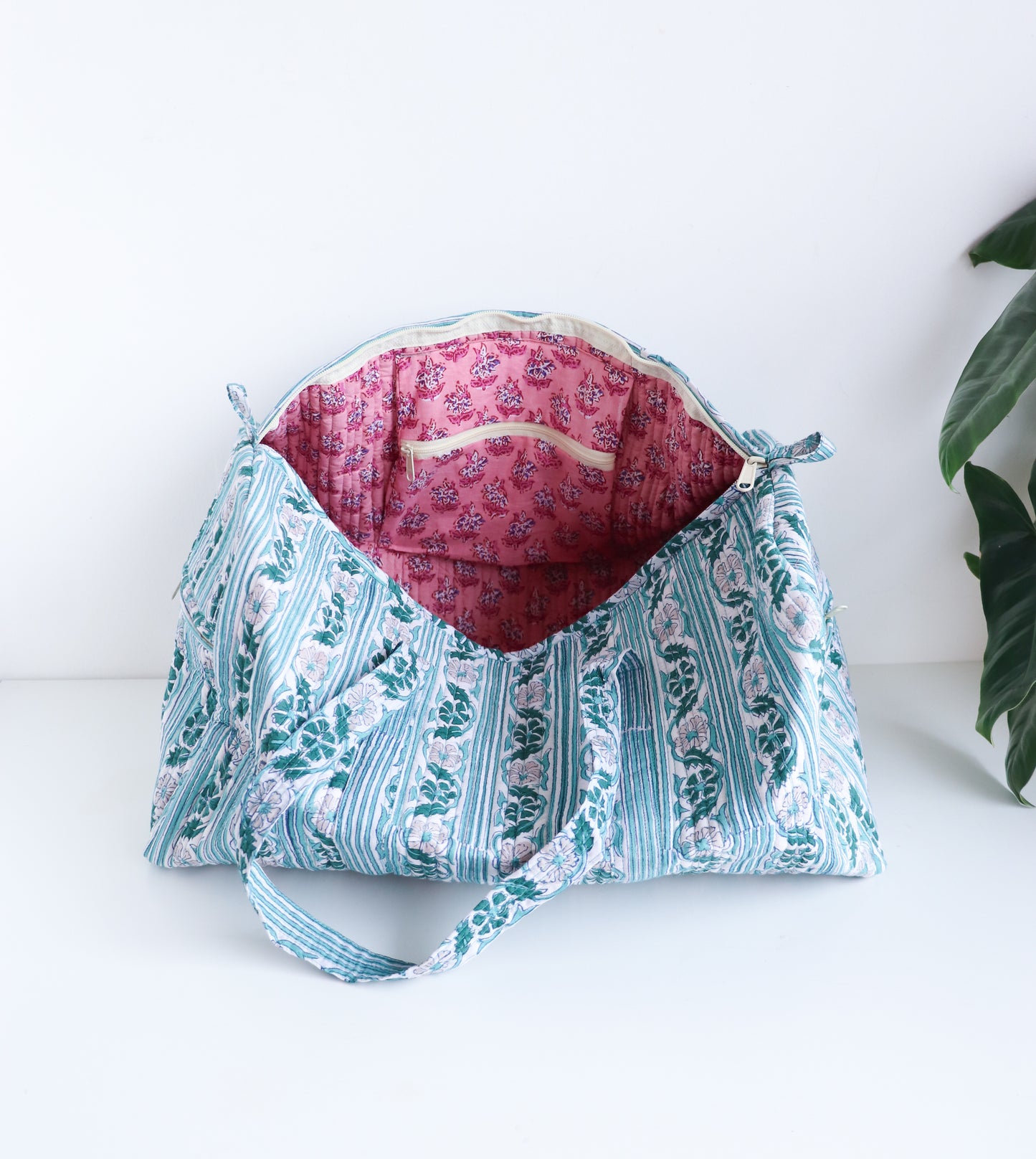 Floral Duffle Bag - Green Travel bag