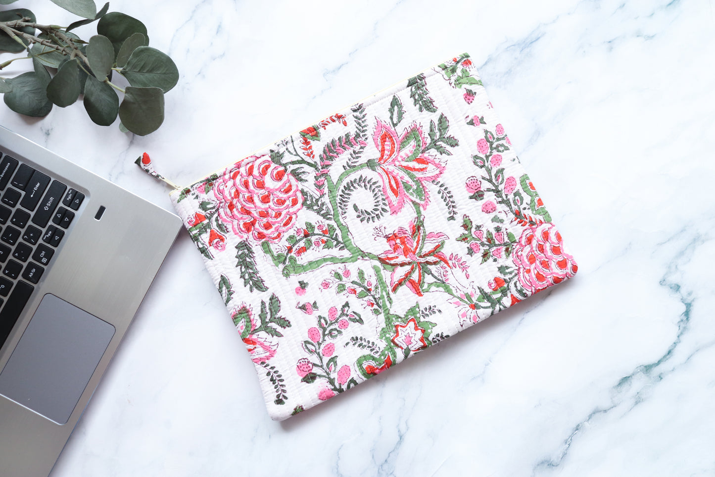 White, Red & Green Laptop Sleeve