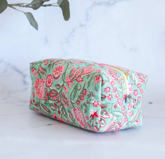 Floral Quilted Makeup Bag - Seafoam Green