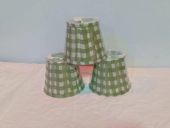 Small Clip-On Gingham Check Lampshade | Handmade Pleated Fabric Lamp Shade | Butterfly Clip Bulb Shade | Mini Table Lamp Shade | Trendy Deco
