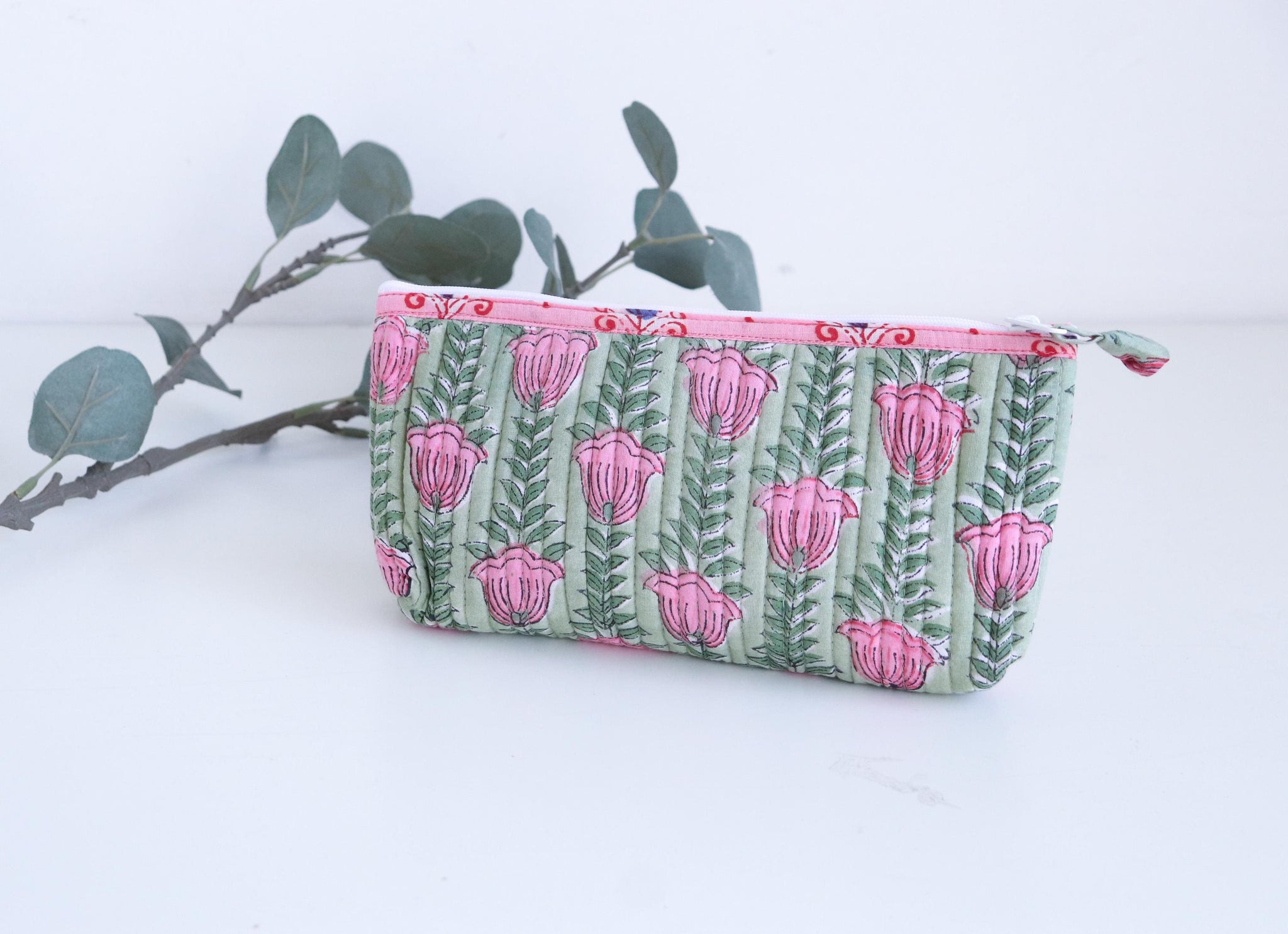 The Everyday Makeup Bag - Green