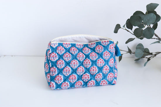 Dyson Airwrap Travel Case, Quilted Hair Tool Storage Pouch, Dyson Hair Dryer & Shark FlexStyle Case, Floral Makeup Organizer Bag, Waterproof