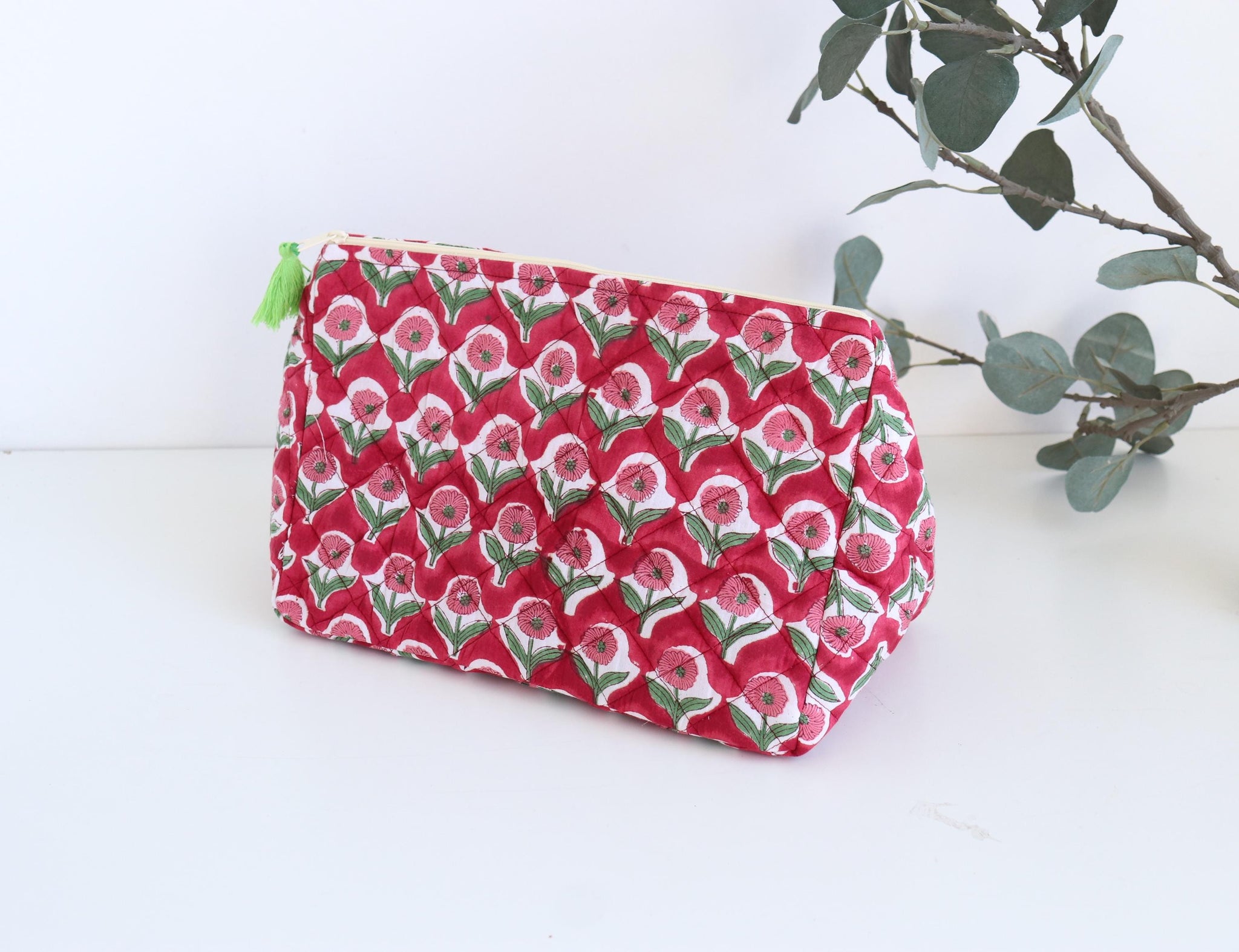 The Triangular Travel Pouch - Red