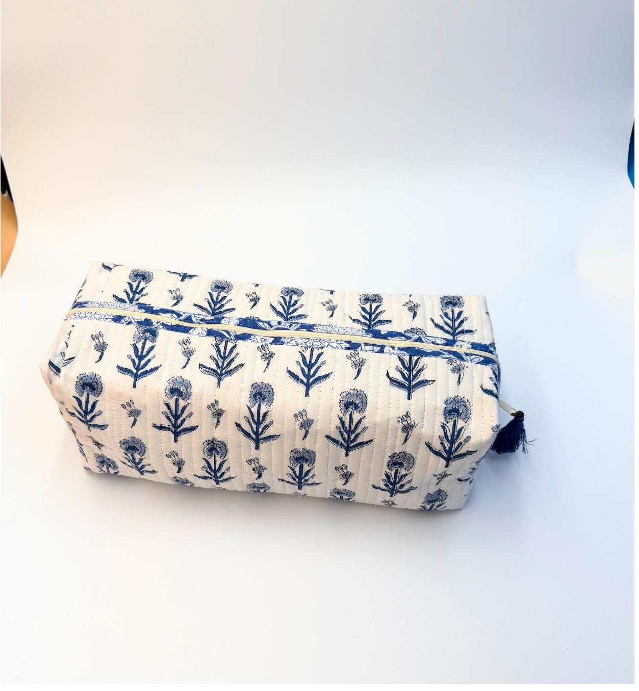 Cute Dyson Airwrap Bag, Travel Hair Dryer Storage Bag, Portable Hair Accessories Travel Case, Quilted Block Print Cotton Hair Tool Organize