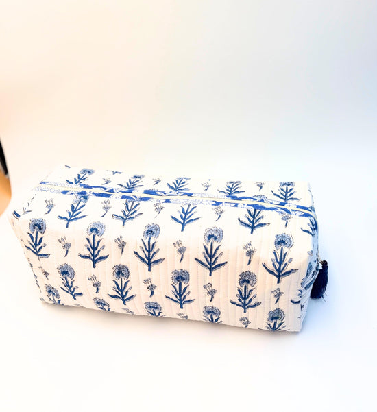 Cute Dyson Airwrap Bag, Travel Hair Dryer Storage Bag, Portable Hair Accessories Travel Case, Quilted Block Print Cotton Hair Tool Organize
