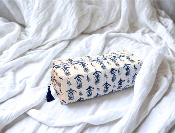 Cute Dyson Airwrap Bag, Travel Hair Dryer Storage Bag, Portable Hair Accessories Travel Case, Quilted Block Print Cotton Hair Tool Organize