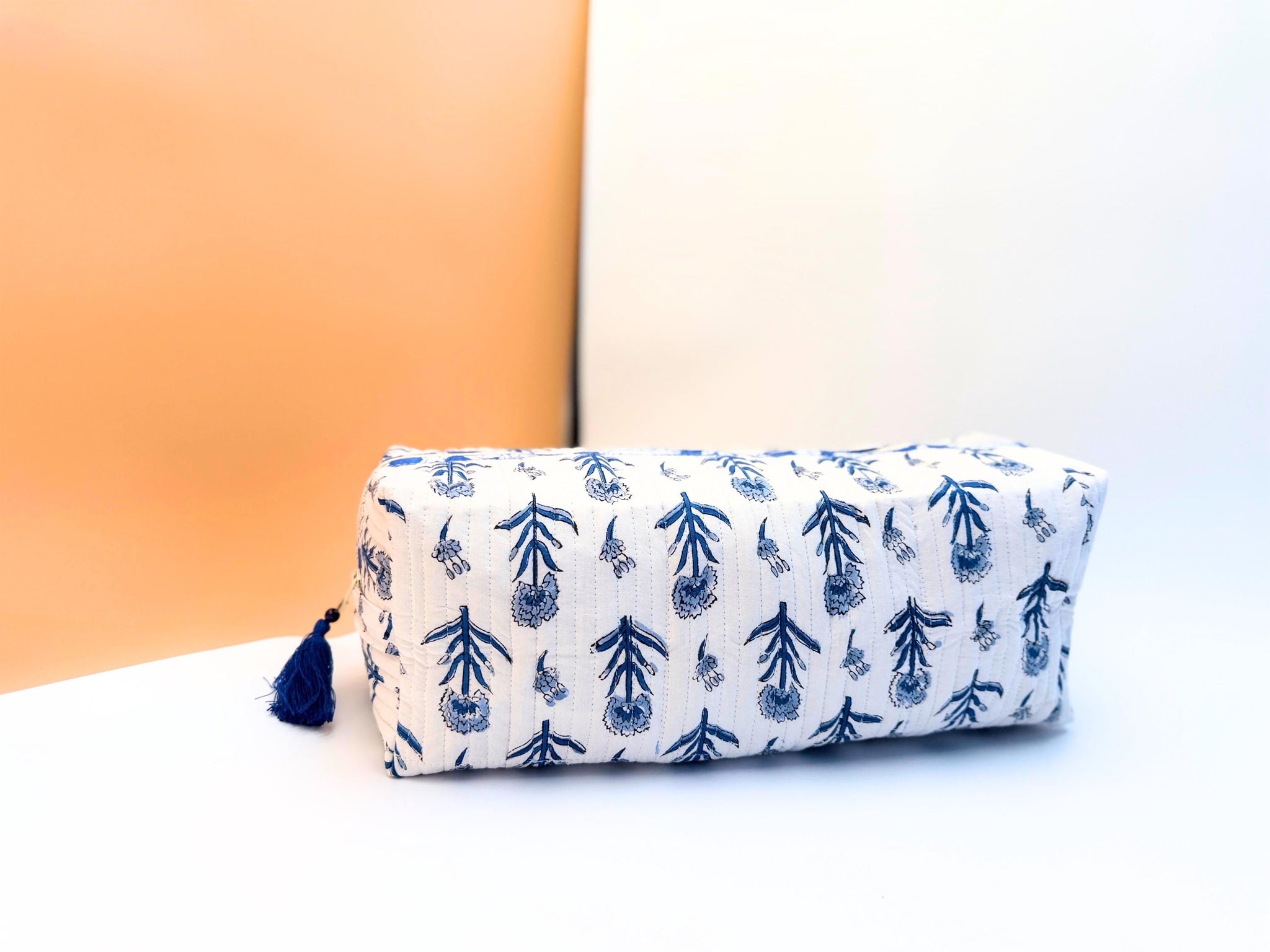 Cute Dyson Airwrap Bag, Travel Hair Dryer Storage Bag, Portable Hair Accessories Travel Case, Quilted Block Print Cotton Hair Tool Organize