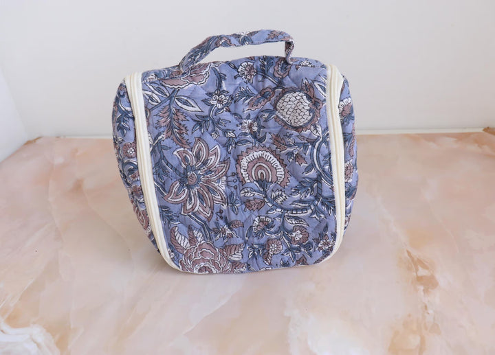Waterproof Hanging Toiletry Bag for Travelling